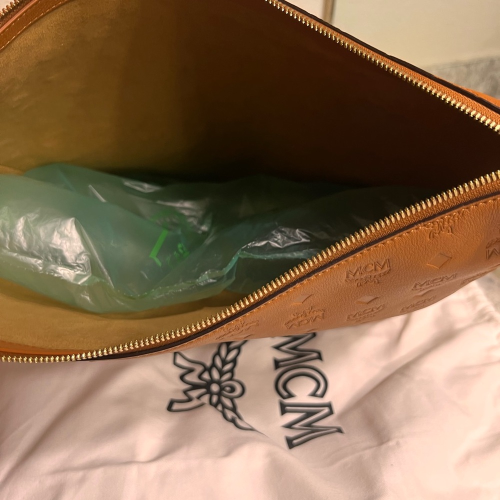 MCM
Large Aren Hobo in Embossed Monogram Leather